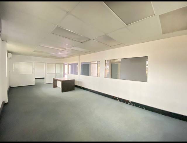 3,086M² WAREHOUSE TO LET IN STRIJDOMPARK